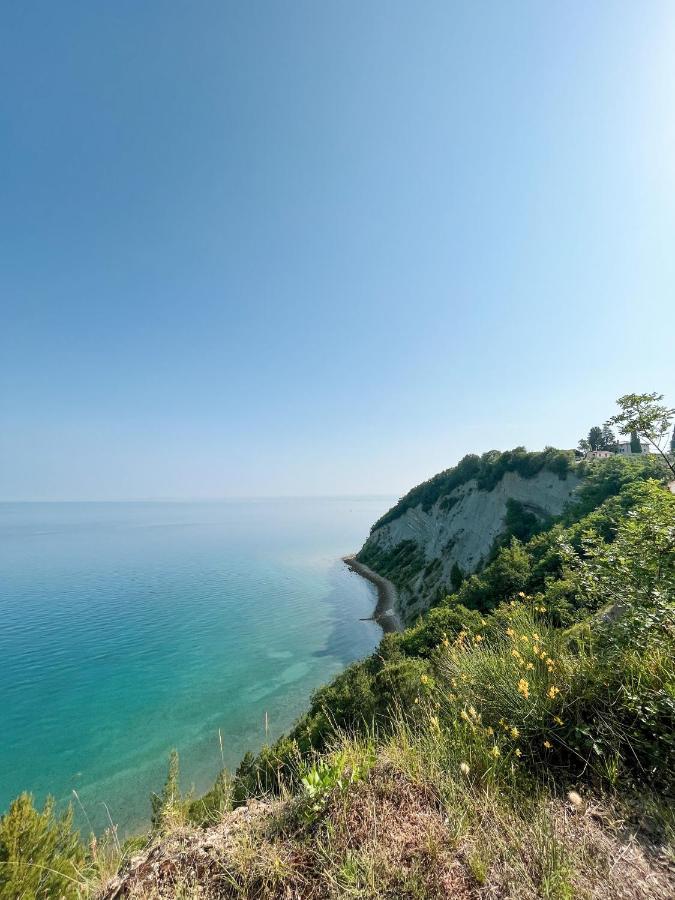 Luna Di Rose Appartement Portorož Buitenkant foto